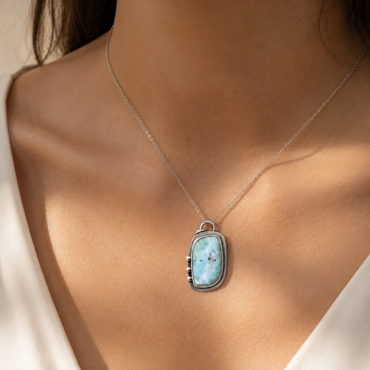Larimar 925 Ayar Gümüş Kolye ürün görünümü